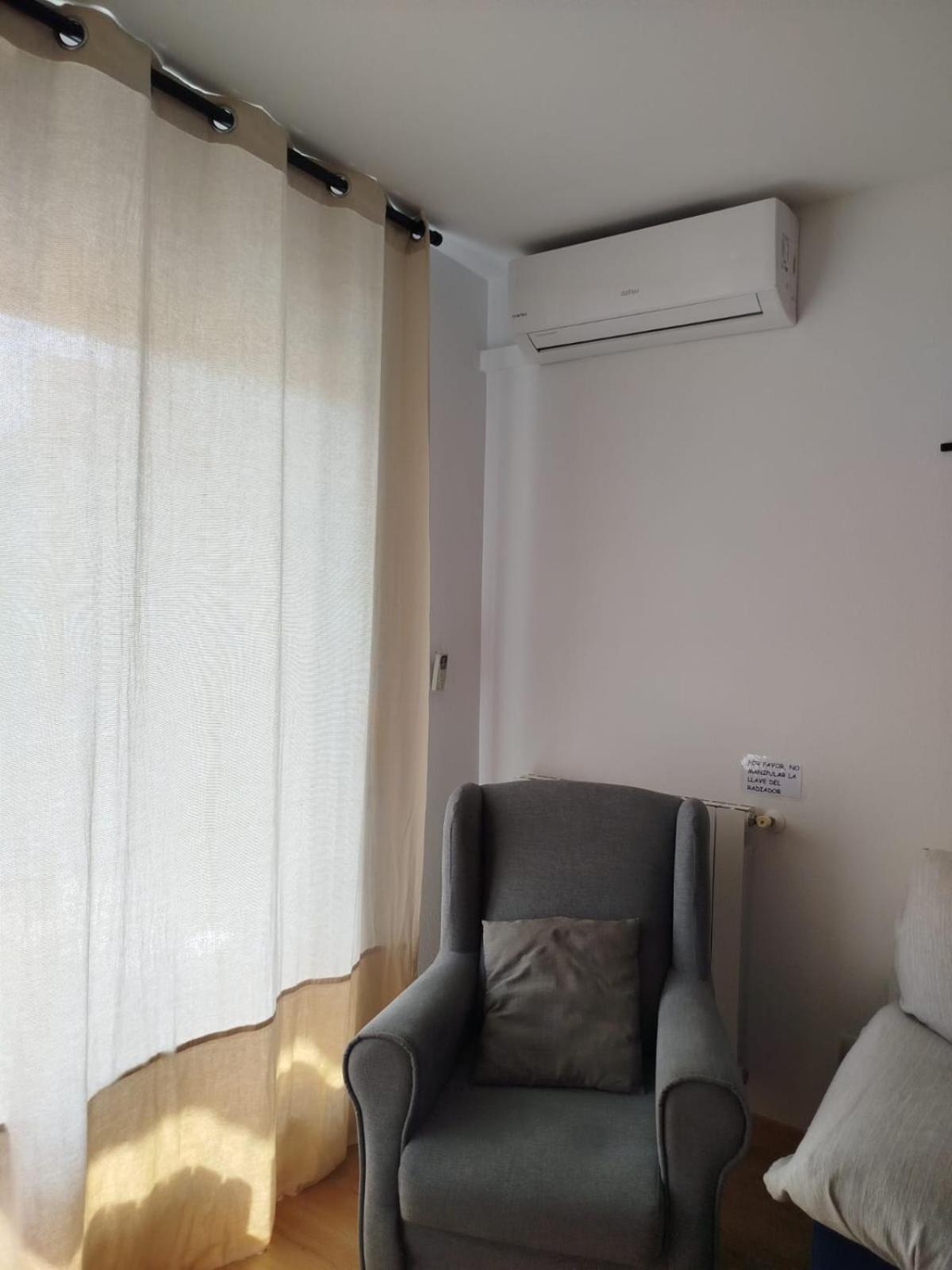 Acogedor Apartamento En Huesca Buitenkant foto